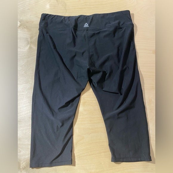 Reebok Black Workout Capris 2X (NH) - Picture 6 of 8